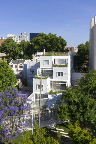 Preview of Commodore Apartment Building – Núñez, Argentina