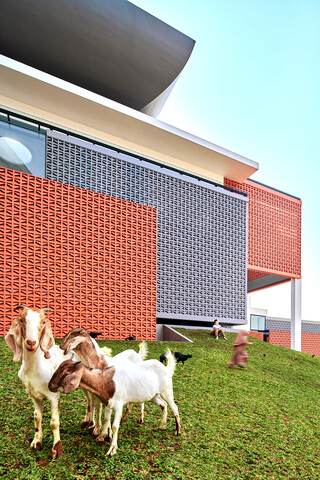 Bioclimatic Community Mosque of Pamulang – Indonesia