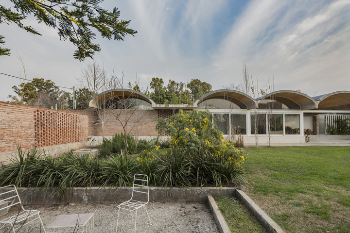 Preview of Casa Rodney – Buenos Aires, Argentina