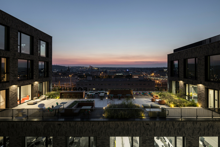 Preview of Agile and Dynamic Offices for FEG – Prague, Czech Republic