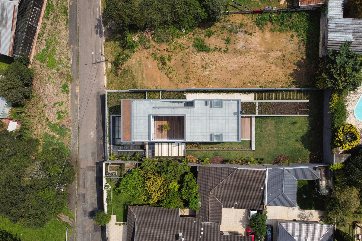 Bazzotti House – Curitiba, Brazil — image 9