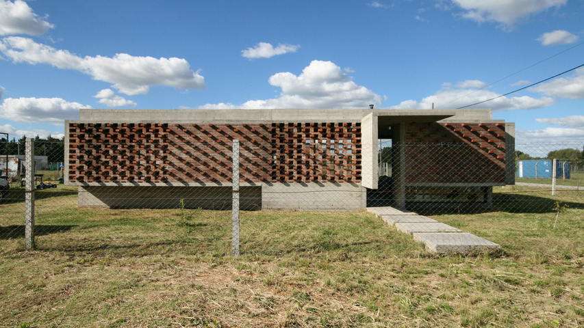 Preview of Suburban House – Buenos Aires, Argentina