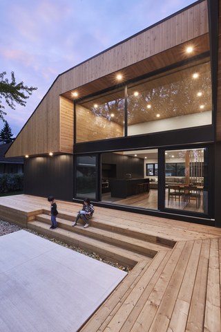 Pearl House – Montreal, Canada
