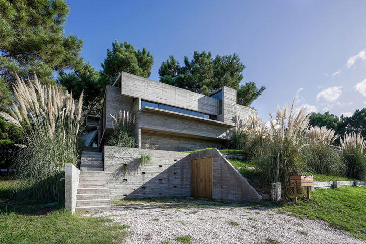 Preview of LOMA HOUSE – Buenos Aires, Argentina