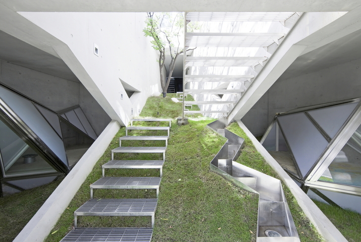 Blooming House – Seoul,South Korea