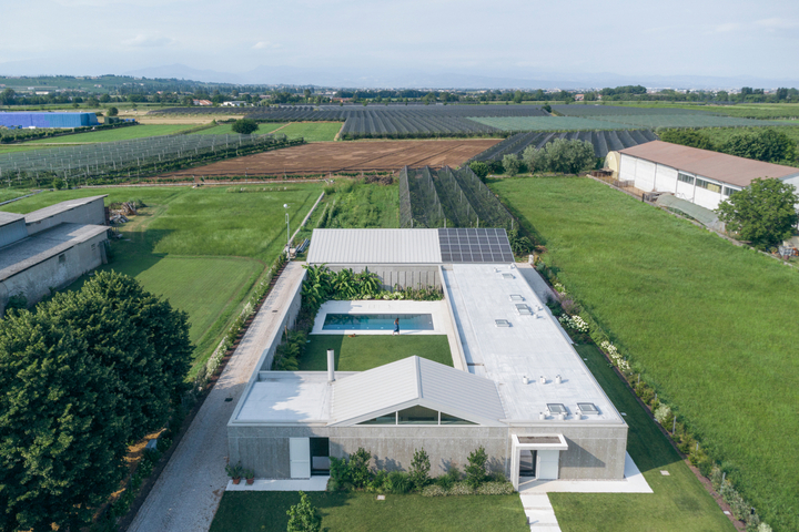 Dolor y Gloria House – Villafranca di Verona, Italy