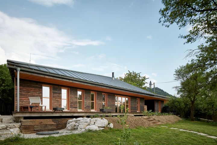Preview of Chestnut House – Czech Republic