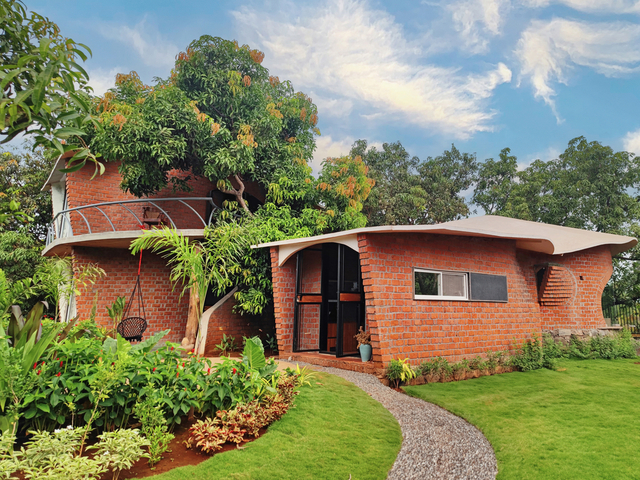 Asmalay – Alibag, India