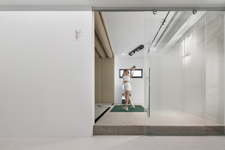 Preview of Traces of Light Indoor Golf Course – Taichung, Taiwan