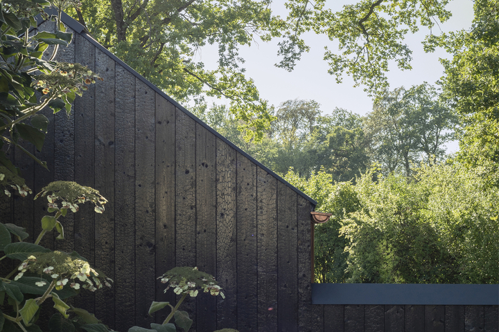 Preview of Black House – Herrsching, Germany